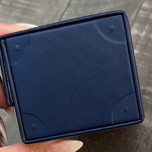 Original Louis Vuitton Sunglasses Case - Picture 4 of 5